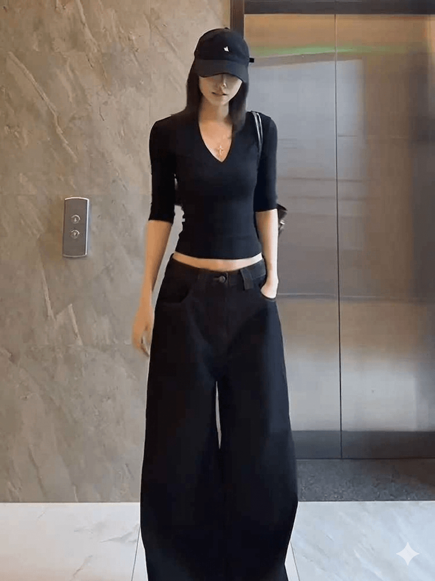 Women's  Black Crop Top V-Neck Drop Shoulder Short Sleeve Slim Fit Tee for Summer Streetwear